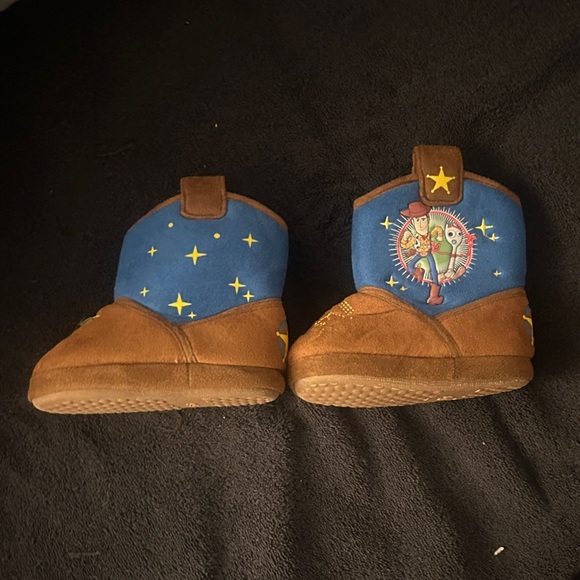 Disney Blue and Brown Kids Slippers - Picture 5 of 5